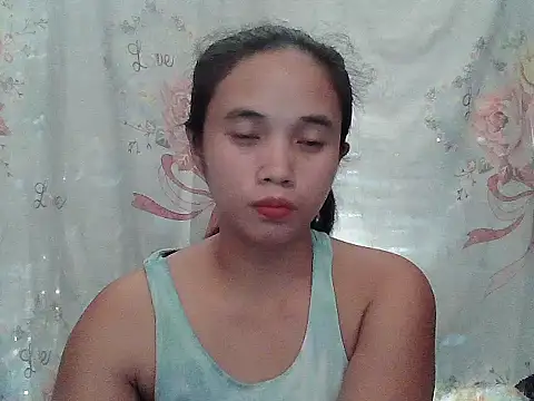 Snapshot of sophie_193 chatting on June 24, 2026, 5:28 am sophie 193 online show from June 24, 2026, 5:28 am