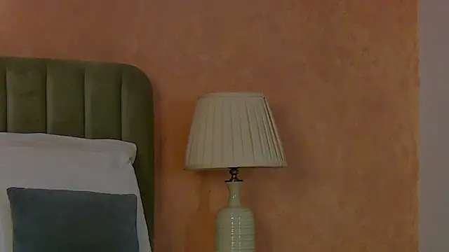 Tessa Bloom online show from July 10, 2026, 5:57 pm