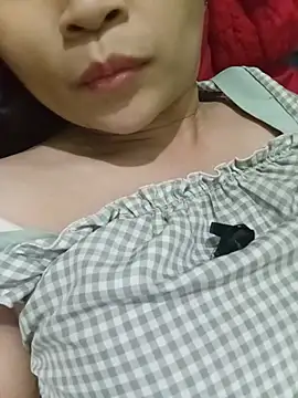 Snapshot of -milk-milk chatting on June 27, 2026, 1:17 pm -milk-milk online show from June 27, 2026, 1:17 pm