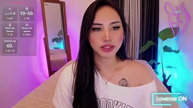Snapshot of Bell_PepperHot chatting on July 23, 2026, 7:49 am Bell PepperHot online show from July 23, 2026, 7:49 am