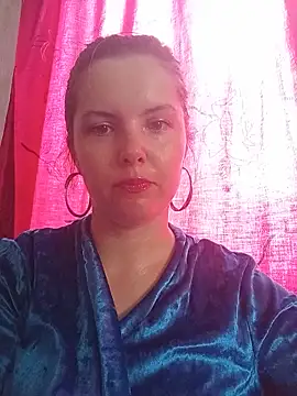 SunnySofii online show from July 3, 2026, 2:01 pm