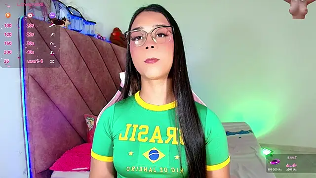 Snapshot of zafira_lux_ chatting on June 27, 2026, 6:08 am zafira lux online show from June 27, 2026, 6:08 am