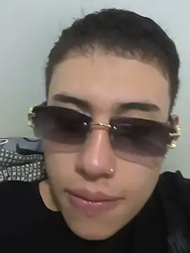 Snapshot of Thiagoo_Vega chatting on August 8, 2026, 1:34 am Thiagoo Vega online show from August 8, 2026, 1:34 am