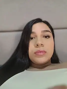 Snapshot of Salo_Angel__ chatting on July 15, 2026, 8:05 pm Salo Angel online show from July 15, 2026, 8:05 pm