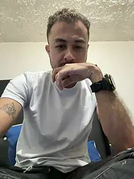 Snapshot of Liam_Brawn chatting on June 29, 2026, 1:56 am Liam Brawn online show from June 29, 2026, 1:56 am
