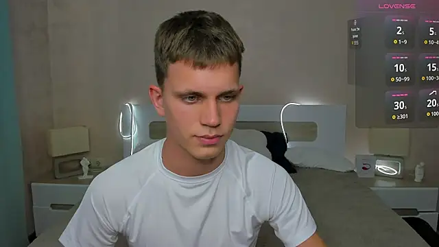 m0neyken online show from July 13, 2026, 7:07 am