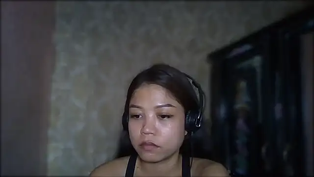 Snapshot of MicheleSigmond chatting on June 21, 2026, 6:52 am MicheleSigmond online show from June 21, 2026, 6:52 am