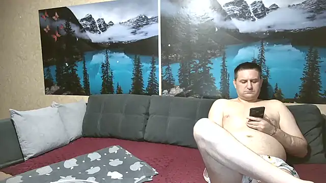 Snapshot of BiManKleo chatting on July 10, 2026, 8:14 am BiManKleo online show from July 10, 2026, 8:14 am