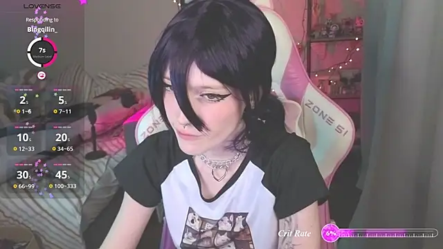 Snapshot of Tati_Crackling chatting on July 22, 2026, 9:17 pm Tati Crackling online show from July 22, 2026, 9:17 pm