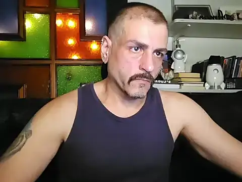 Snapshot of BrunoAlphaBR chatting on July 21, 2026, 3:20 am BrunoAlphaBR online show from July 21, 2026, 3:20 am