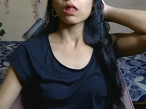 Yours-Zoya online show from July 12, 2026, 4:24 am