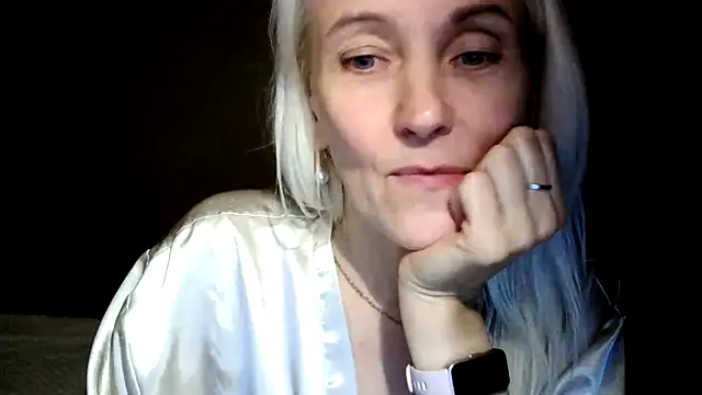 Snapshot of Calissako chatting on July 7, 2026, 9:29 pm Calissako online show from July 7, 2026, 9:29 pm