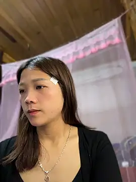Snapshot of hhanni06 chatting on June 30, 2026, 1:22 pm hhanni06 online show from June 30, 2026, 1:22 pm