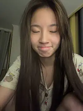 Snapshot of Uugirl00 chatting on July 25, 2026, 3:40 pm Uugirl00 online show from July 25, 2026, 3:40 pm