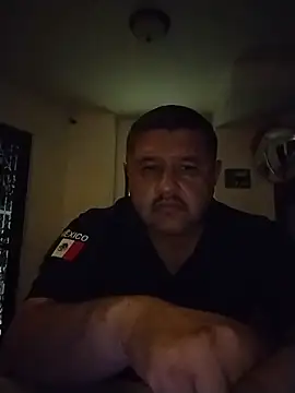 fernandoc80 online show from July 8, 2026, 8:04 am