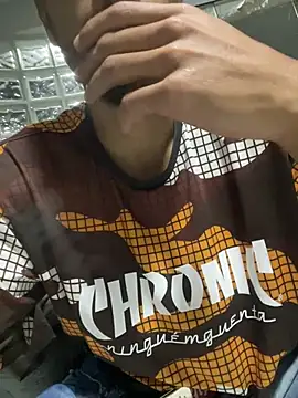 sxnoturno online show from June 27, 2026, 2:06 am