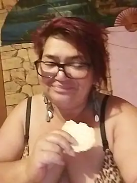 Snapshot of Fiona249 chatting on July 7, 2026, 8:12 pm Fiona249 online show from July 7, 2026, 8:12 pm