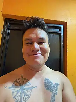 LatinoLeones online show from June 21, 2026, 12:11 pm