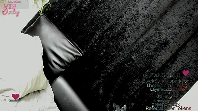 love amor  online show from March 10, 2026, 12:14 am