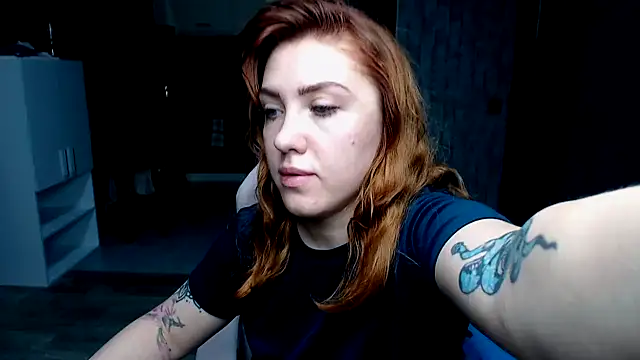 Reginasmilee online show from October 9, 2025, 11:05 pm