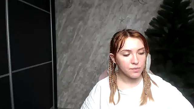 Reginasmilee online show from January 10, 2026, 12:55 pm