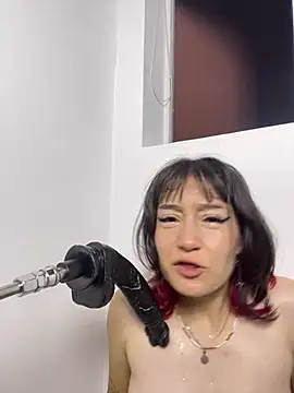 im lizzy17 online show from June 25, 2026, 5:12 am