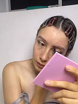 im lizzy17 online show from July 31, 2026, 4:01 am