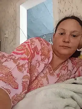 Snapshot of Irisssska chatting on July 15, 2026, 9:05 am Irisssska online show from July 15, 2026, 9:05 am