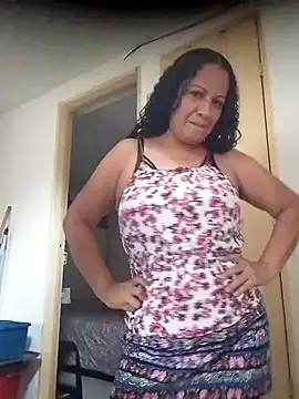 Yenifer caisedo online show from July 15, 2026, 7:54 pm