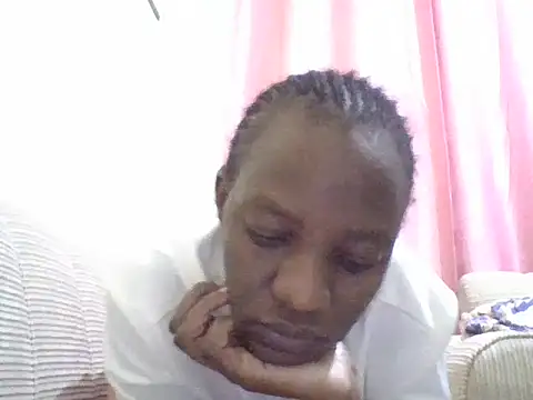 Snapshot of Savannah_Leex chatting on August 9, 2026, 4:40 am Savannah Leex online show from August 9, 2026, 4:40 am