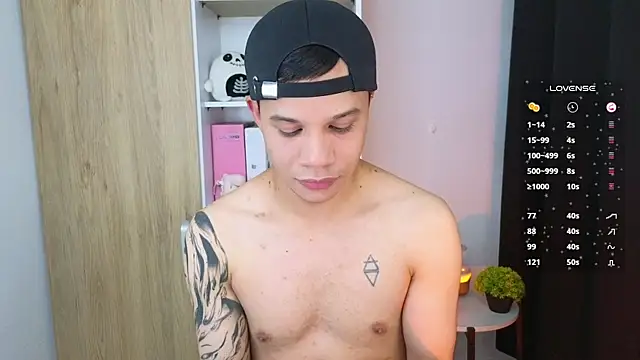 Snapshot of Im_Marco_ chatting on June 27, 2026, 3:01 am Im Marco online show from June 27, 2026, 3:01 am