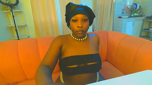 Snapshot of LolaAdriana chatting on July 10, 2026, 9:20 am LolaAdriana online show from July 10, 2026, 9:20 am