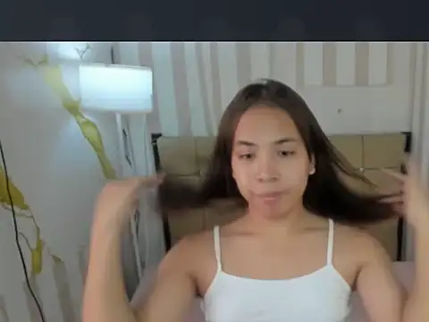 Snapshot of EllieTan chatting on June 27, 2026, 4:29 am EllieTan online show from June 27, 2026, 4:29 am