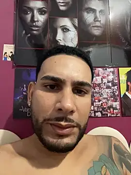 casalsexyhot22 online show from June 24, 2026, 7:44 pm