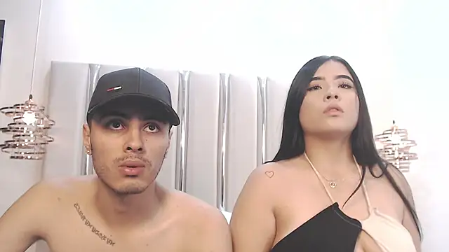 Snapshot of BiancaAndDominic chatting on July 5, 2026, 4:06 am BiancaAndDominic online show from July 5, 2026, 4:06 am