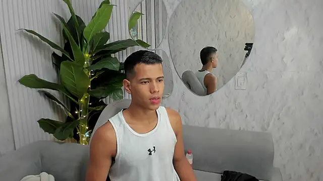 Snapshot of Noah_sexhotty chatting on July 4, 2026, 1:56 am Noah sexhotty online show from July 4, 2026, 1:56 am
