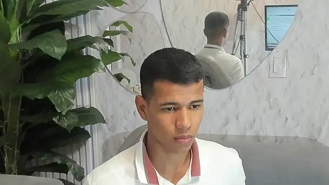 Snapshot of Noah_sexhotty chatting on July 25, 2026, 3:03 am Noah sexhotty online show from July 25, 2026, 3:03 am