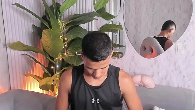 Snapshot of Noah_sexhotty chatting on June 30, 2026, 2:00 am Noah sexhotty online show from June 30, 2026, 2:00 am