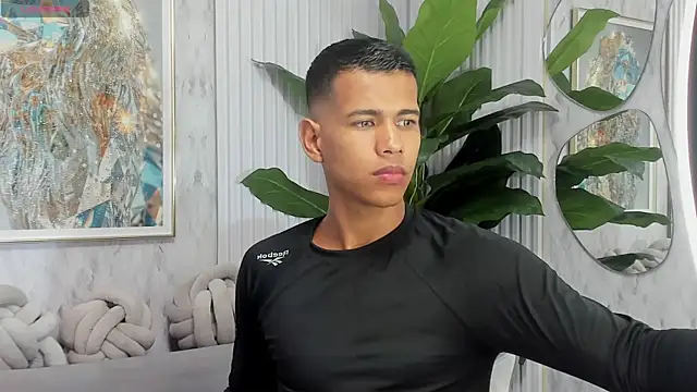 Snapshot of Noah_sexhotty chatting on August 1, 2026, 3:15 am Noah sexhotty online show from August 1, 2026, 3:15 am