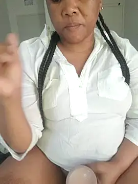 Snapshot of massiveBootymamasita chatting on July 8, 2026, 8:04 am massiveBootymamasita online show from July 8, 2026, 8:04 am