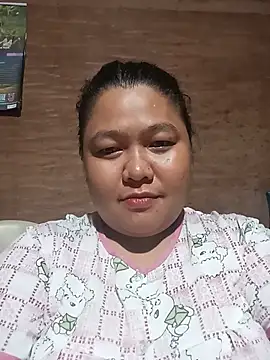 Snapshot of Glamourous_Smile16 chatting on July 11, 2026, 12:27 pm Glamourous Smile16 online show from July 11, 2026, 12:27 pm