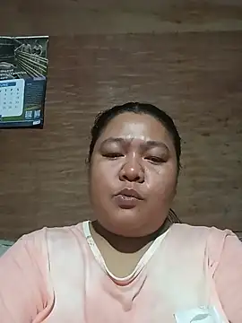 Snapshot of Glamourous_Smile16 chatting on June 25, 2026, 10:48 pm Glamourous Smile16 online show from June 25, 2026, 10:48 pm