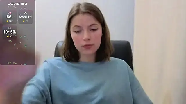 LoriYates online show from July 17, 2026, 9:45 pm