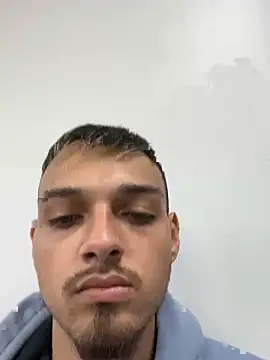 Erick Santos39 online show from July 22, 2026, 8:11 pm