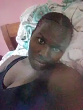 baby-laura online show from June 27, 2026, 4:46 pm