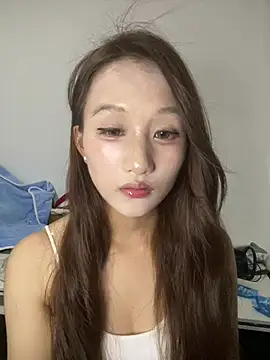 Snapshot of June-Baby chatting on July 3, 2026, 3:29 pm June-Baby online show from July 3, 2026, 3:29 pm