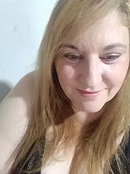 Snapshot of gatalora chatting on July 1, 2026, 7:03 pm gatalora online show from July 1, 2026, 7:03 pm