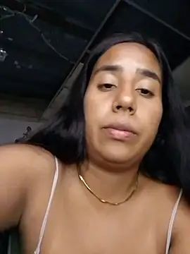 Snapshot of alice_xoxo_ chatting on July 12, 2026, 2:01 am alice xoxo online show from July 12, 2026, 2:01 am