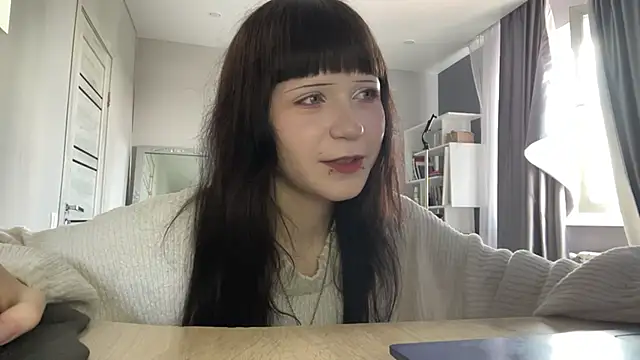 Snapshot of WendySliz chatting on June 28, 2026, 8:20 am WendySliz online show from June 28, 2026, 8:20 am