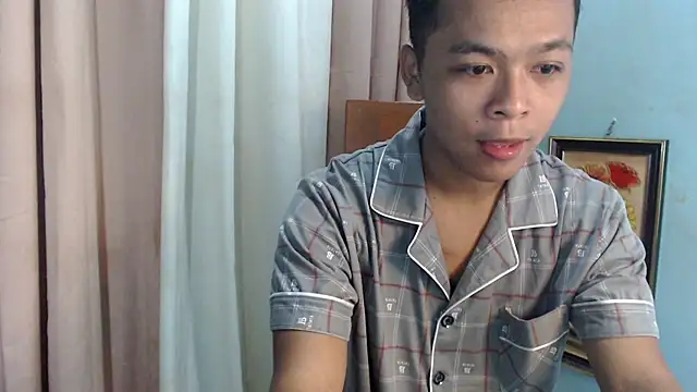 WinglessAngel21 online show from July 12, 2026, 10:43 pm